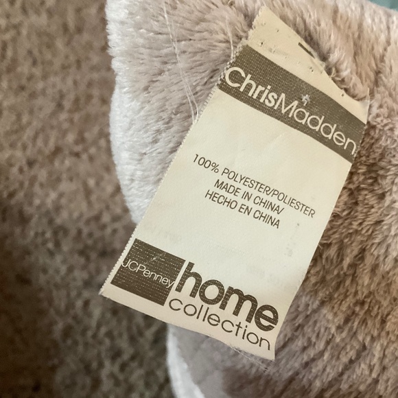 Chris Madden JC Penny Home Collection Throw Pillow - Picture 9 of 11